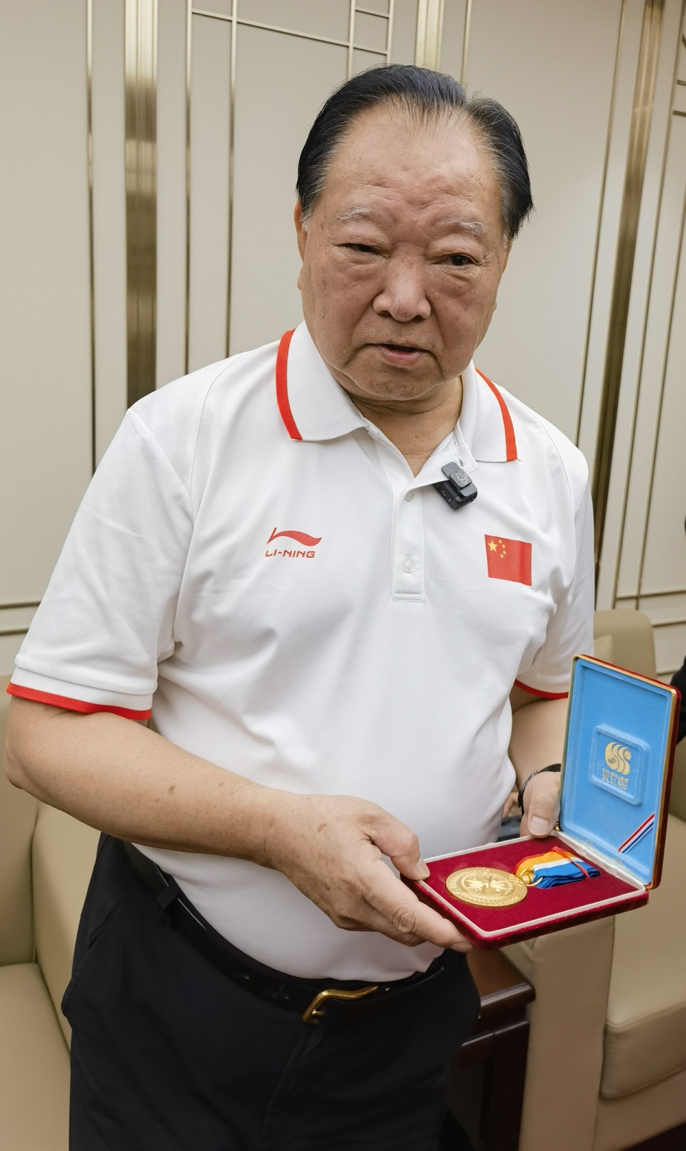 【专访】中国奥运首金得主许海峰为十五运打call!