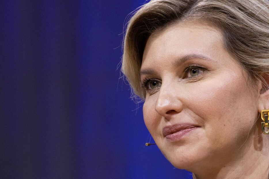 乌克兰总统泽连斯基夫人奥莲娜在视频演讲中强调地狱的一年