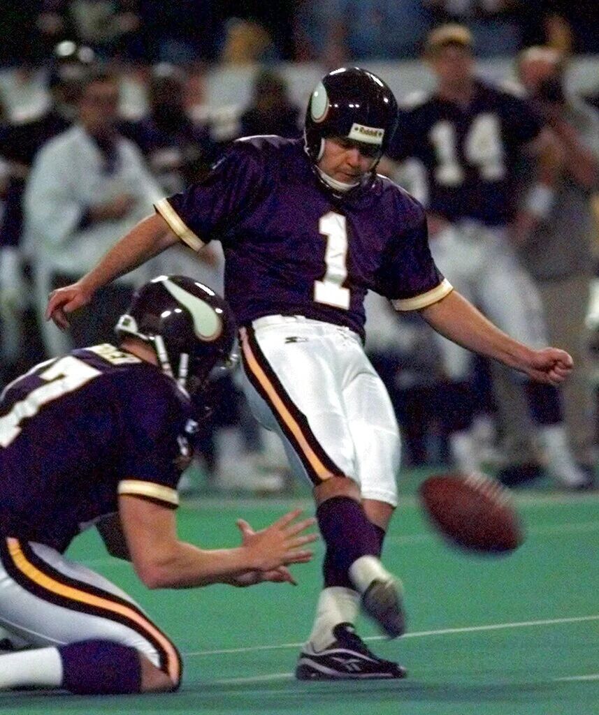 有没有科技与狠活？这项规则改变了NFL的踢球格局？-腾讯新闻