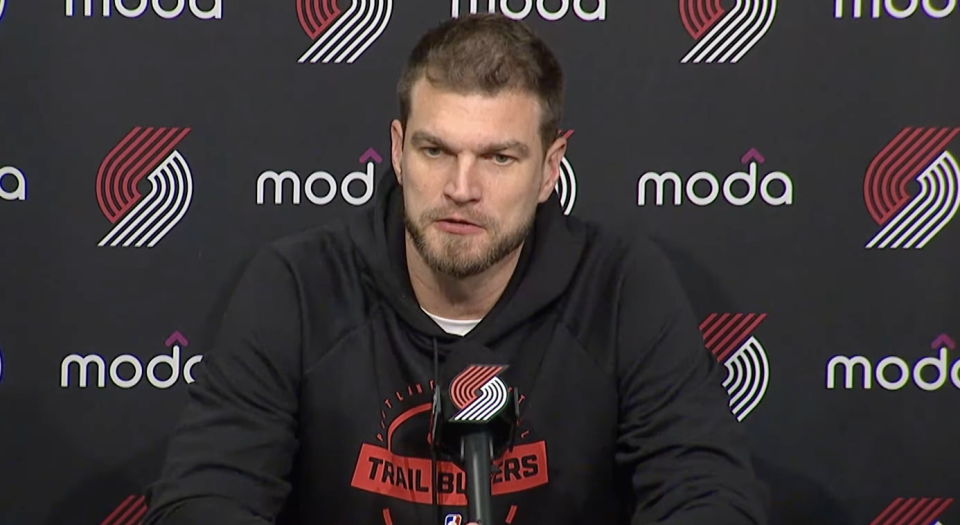 斯普利特：无中锋阵容不会成为长期武器，关键是把握使用时机