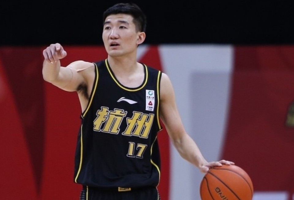 无奈空砍孙铭徽29分11板10助生涯第2次三双三分10投仅2中