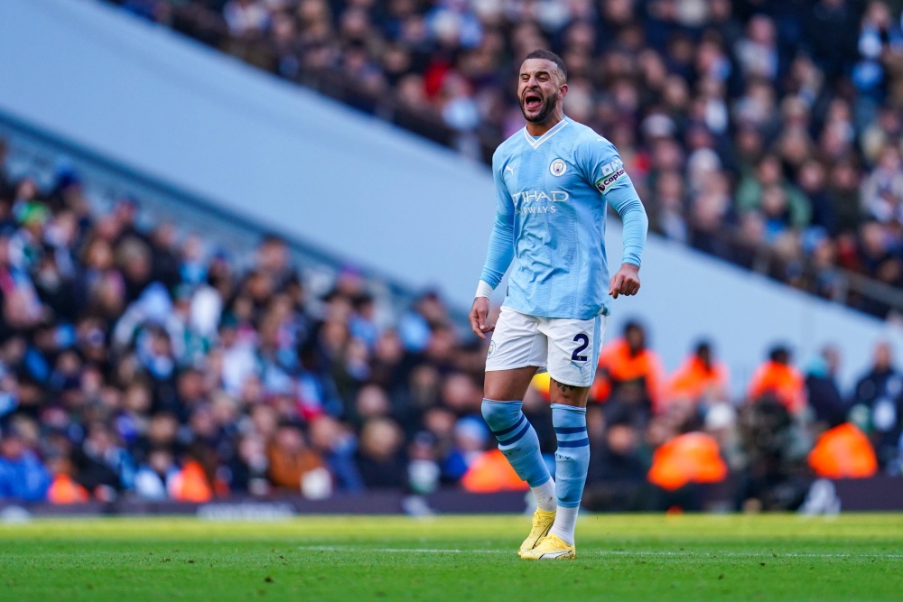 助攻德布劳内,小蜘蛛破门,33岁沃克生涯首次单场英超送出2 助攻