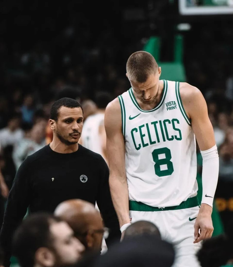 复出首秀暴走!东契奇后悔了