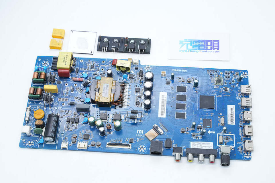 小米电视机主板做工如何?拆解一款看看