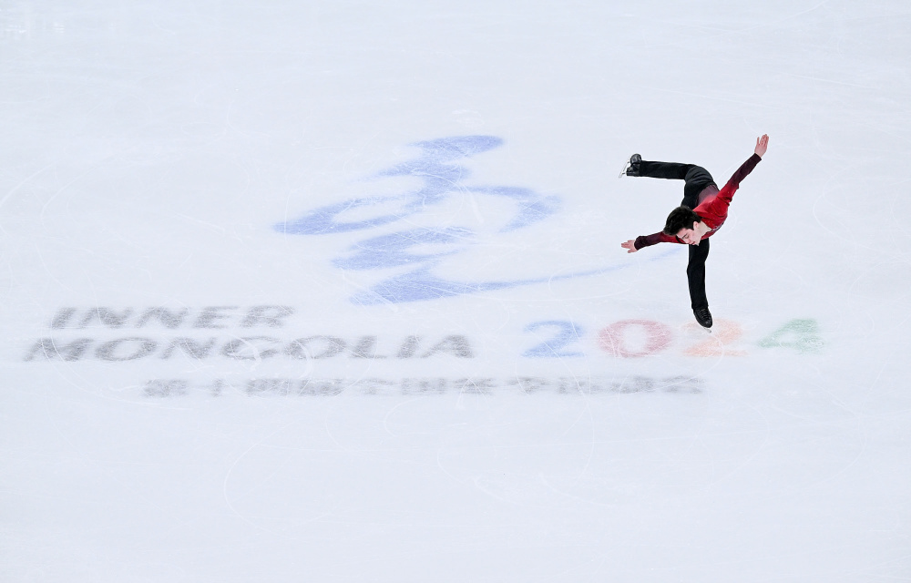 花样滑冰公开组男子单人滑短节目赛况