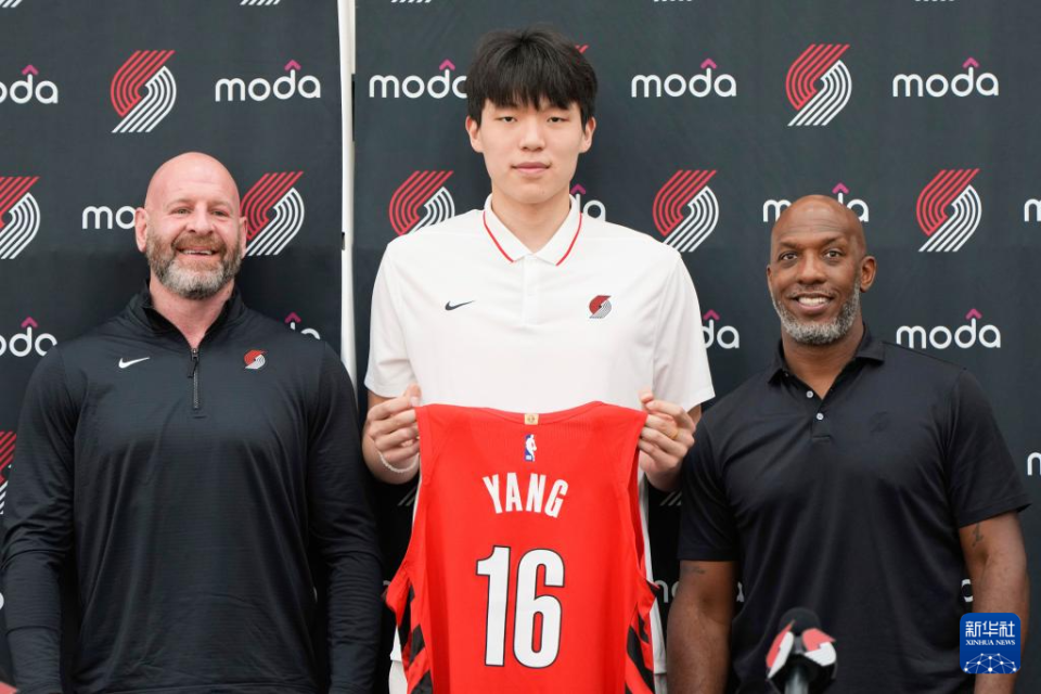 杨瀚森有望出战8月男篮亚洲杯，正准备代表NBA开拓者征战夏季联赛