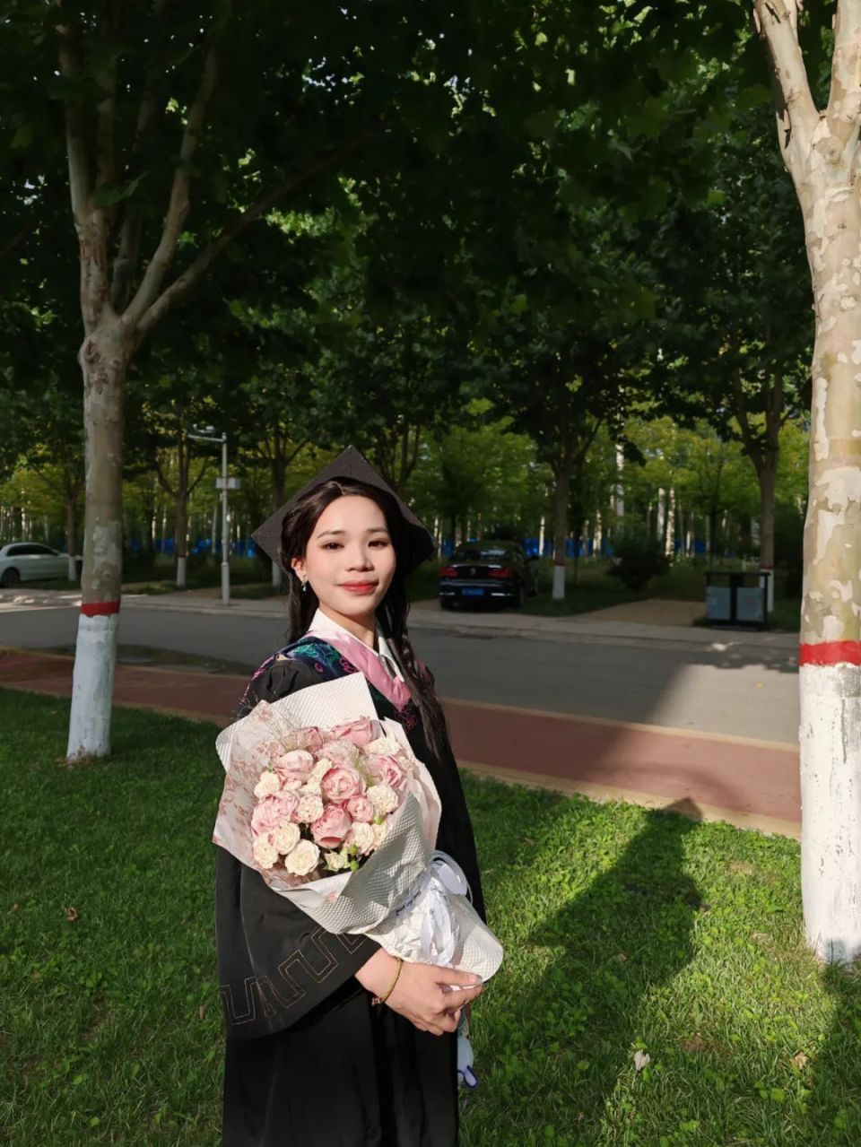 黄小凤 音乐学专业 新疆且末暑假前,他就开始对标新疆课标备课了;临近