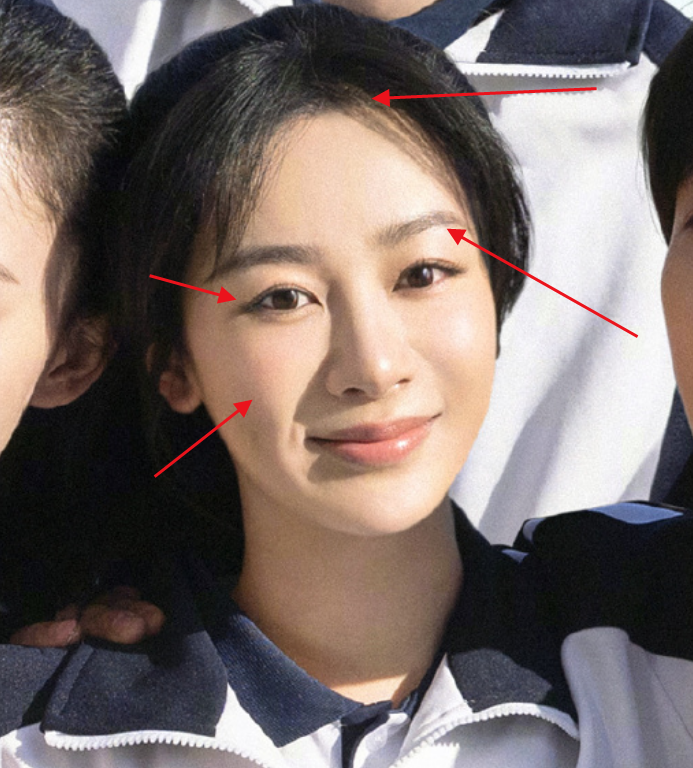 杨紫新剧海报曝光穿校服演高中生引热议脸僵和男主年龄差明显