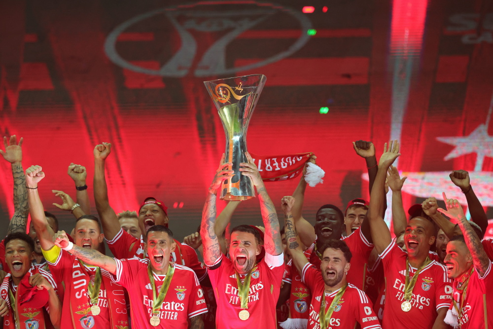 足球——葡萄牙超级杯:本菲卡夺冠-腾讯新闻