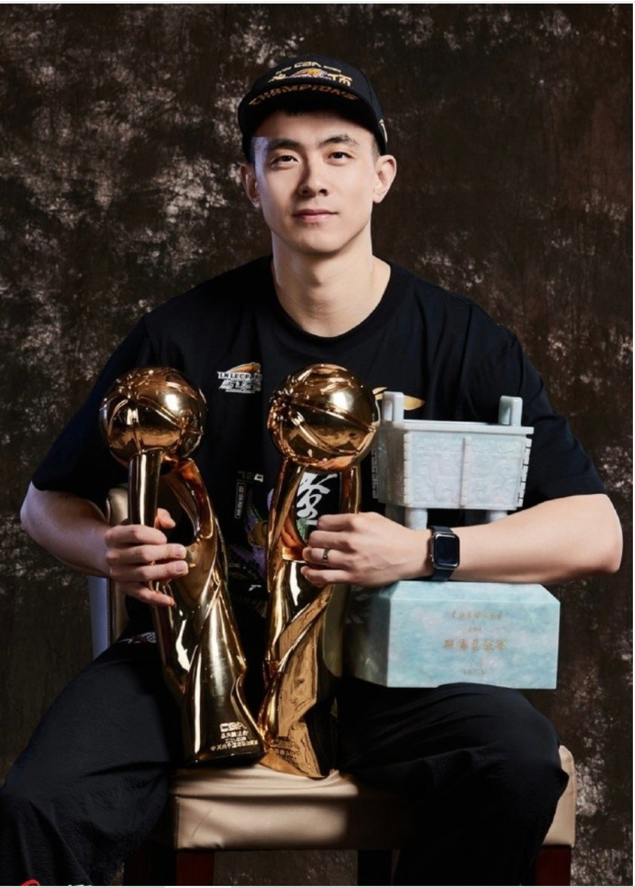 赵继伟:夺冠夜比新婚夜喝得都要多 和亲友喝到凌晨4点第1次喝醉