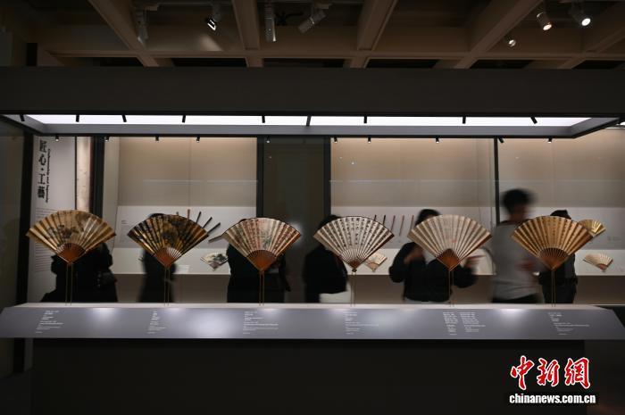 香港艺术馆推出“吴冠中——邂逅风景”等三项新展览_腾讯新闻