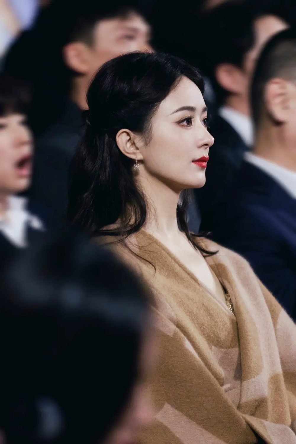 梅婷,赵丽颖,杨幂,张子枫,谢娜,周思羽,张雪迎……戏份最少的明星都