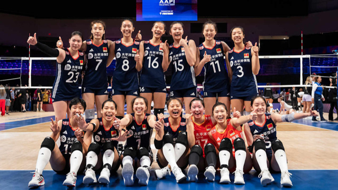 战胜加拿大队获阿灵顿站两连胜，中国女排提前锁定世界联赛总决赛资格