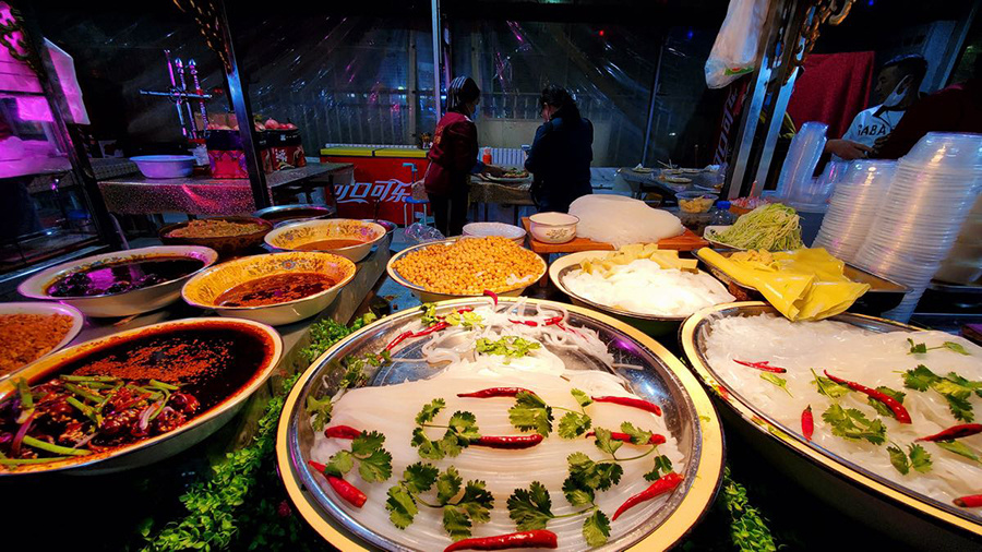 和田夜市:旅游新地标 烟火气正浓