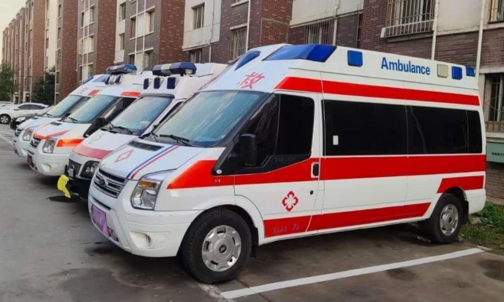 【上海救护车跨省接送病人】上海长途120救护车护送收费多少钱_腾讯