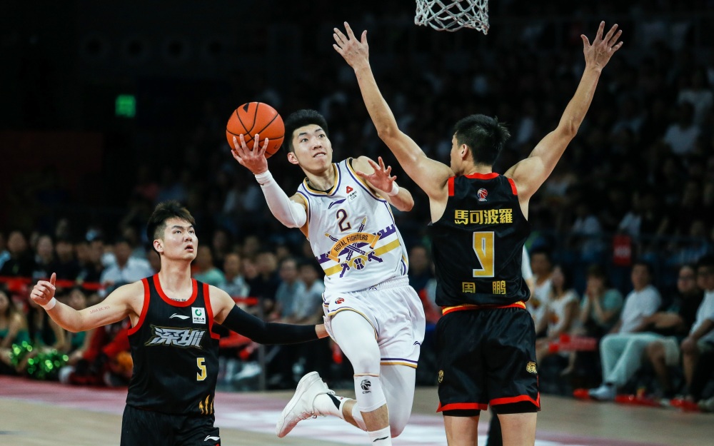 无缘8强北控男篮赛季结束有遗憾也有成长