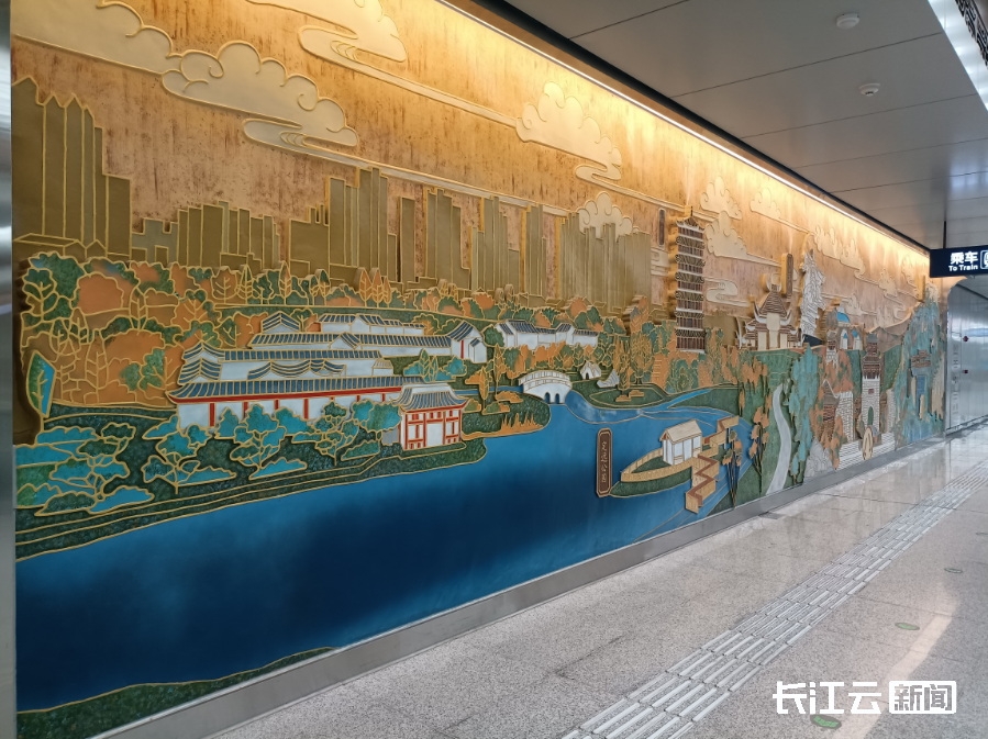武汉地铁前川线二期黄陂广场站亮相_腾讯新闻