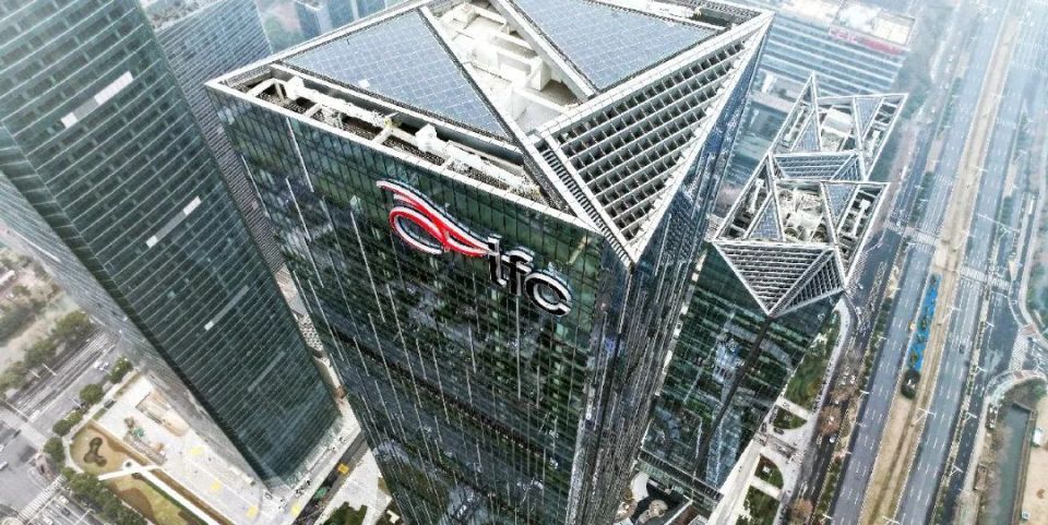 新鸿基地产:多元驱动 保持韧性_腾讯新闻