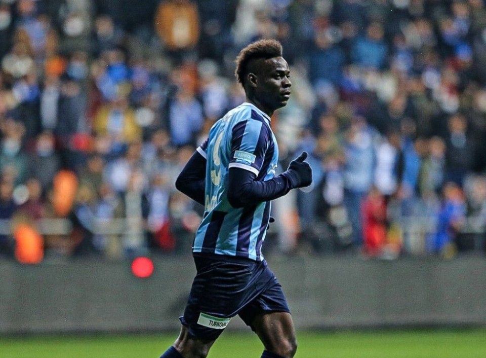 巴神到处是摄像头和麦克风还找不到证据阿切尔比被保护了