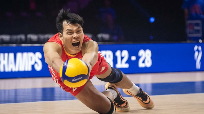 世联赛美国站中国男排四战皆负，又被“打回原形”？