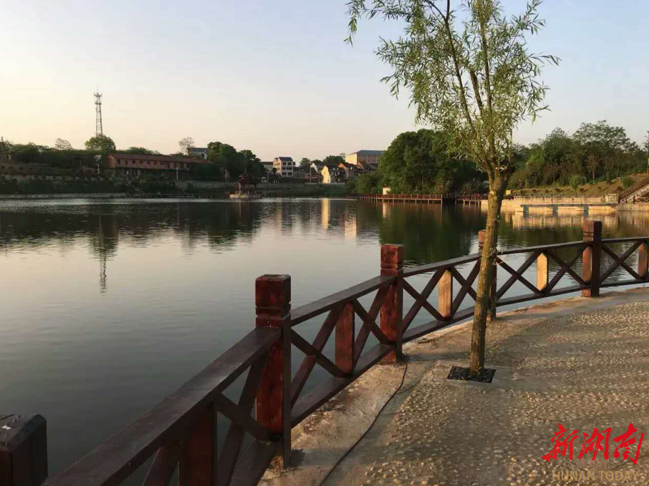 汨罗河长制九牛龙公园华丽亮相白水镇