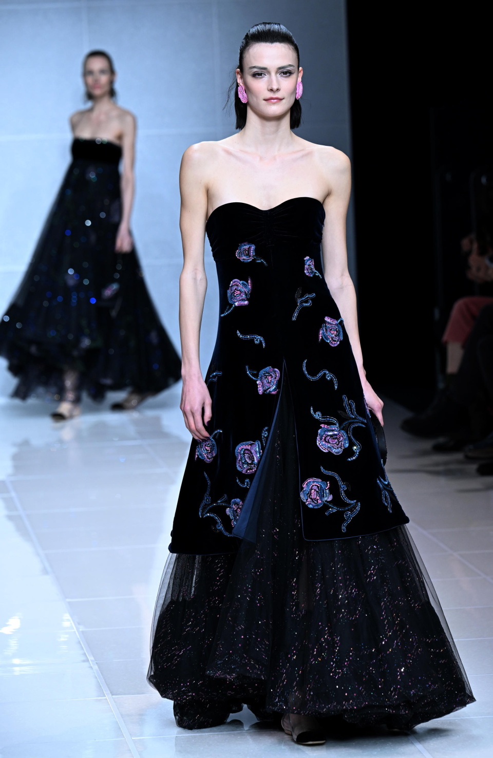 在意大利米兰时装周上展示乔治·阿玛尼品牌的2024/25秋冬新款服装