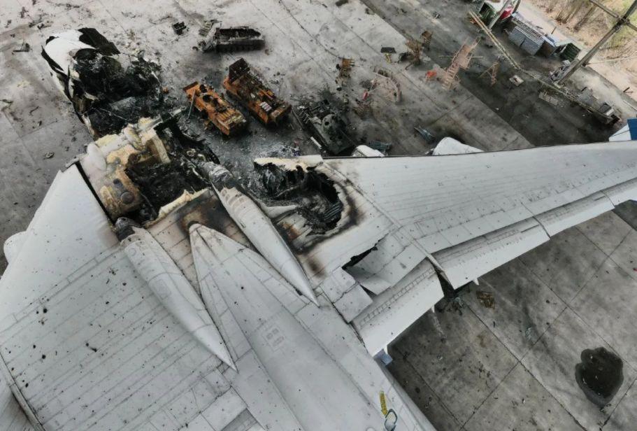 太不应该俄a50u预警机停在机场被摧毁是大意了还是真防不住