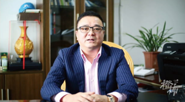 李士峰(图据利安科技官网)对于邱翌,招股书显示,1999年至2002年任浙江