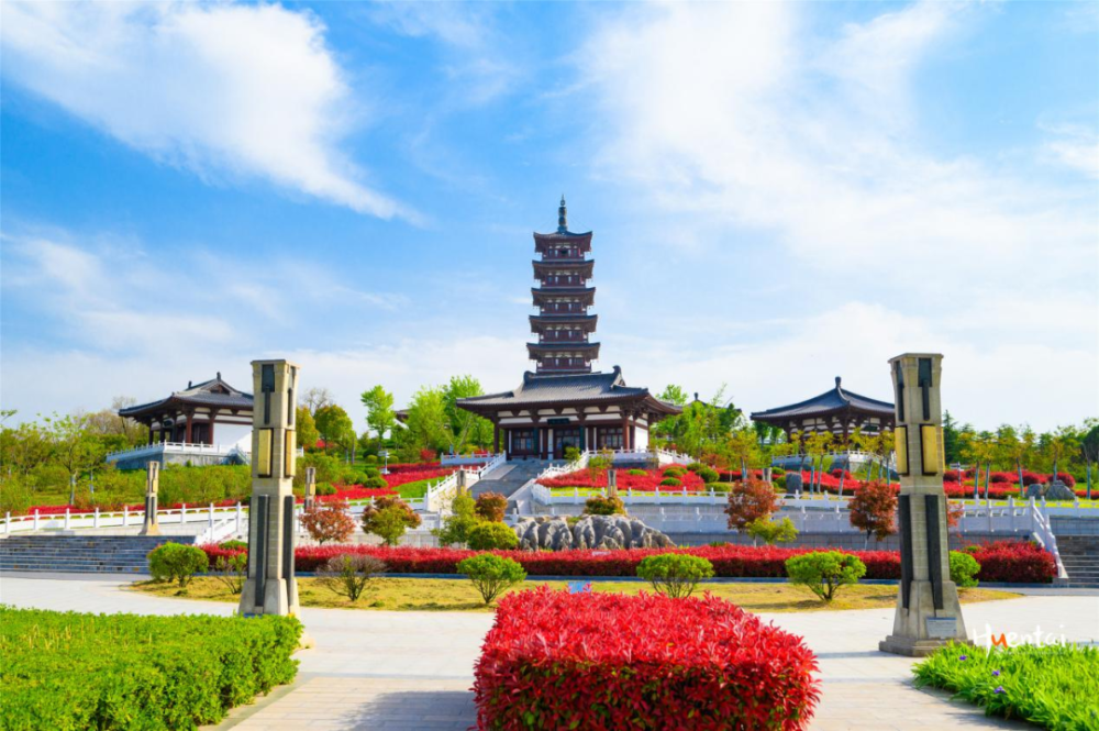 灵璧钟馗文化园 (摄影师:胡恩泰)地址:安徽省宿州市灵璧县迎宾大道与