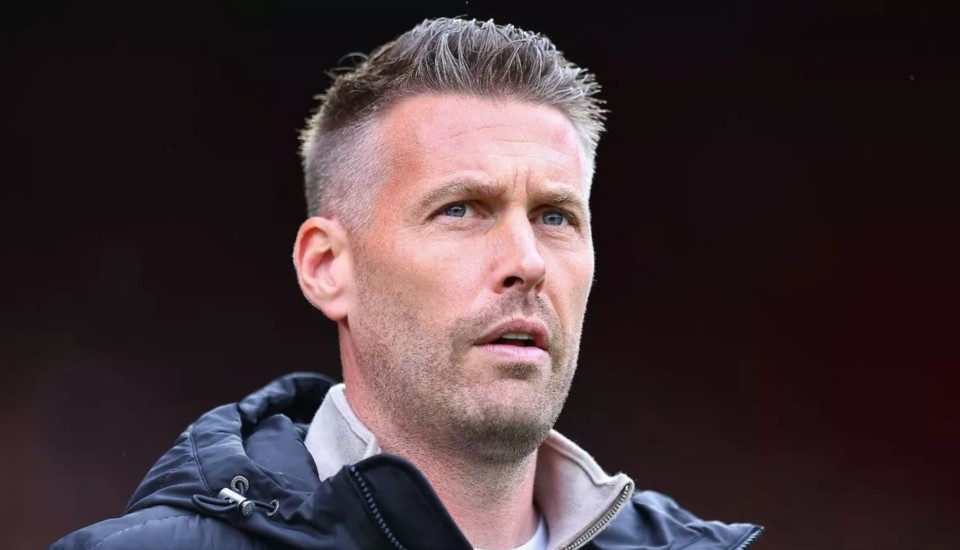 卢顿主帅承受压力的是曼联上周战平利物浦后我们信心满满