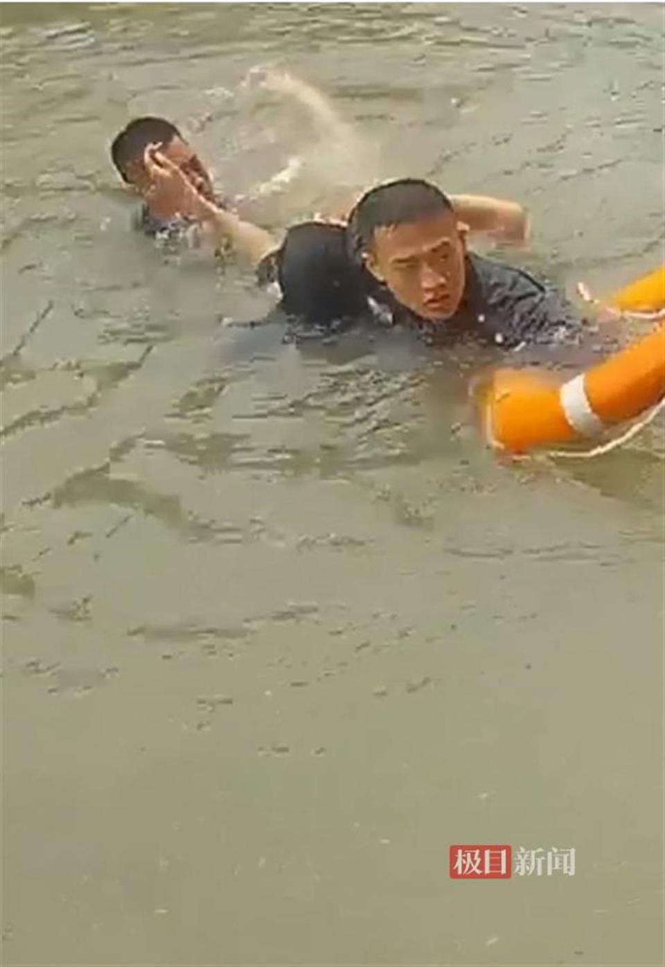 梦见亲戚在河里溺亡，河水抽干后才被发现，梦境背后的深层含义