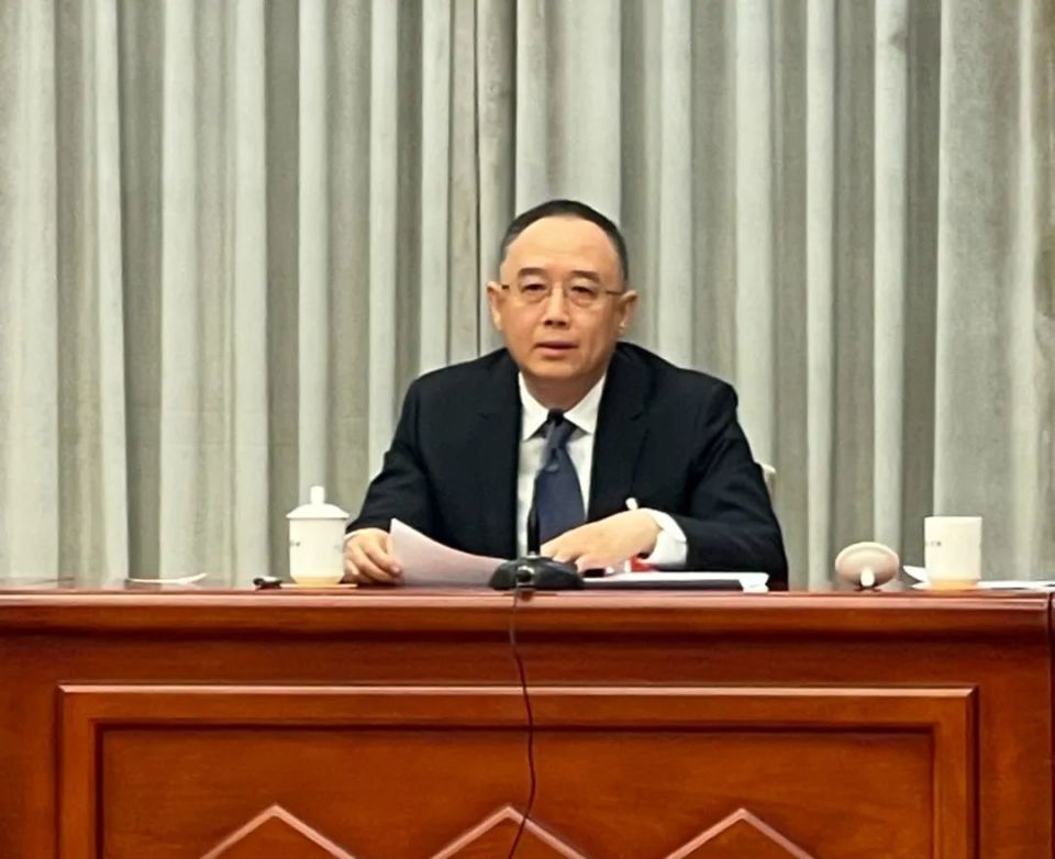 唐登杰、金湘军谈山西能源发展和绿色转型_腾讯新闻