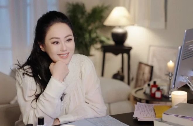 60岁的章小蕙,才是真正的带货女王?