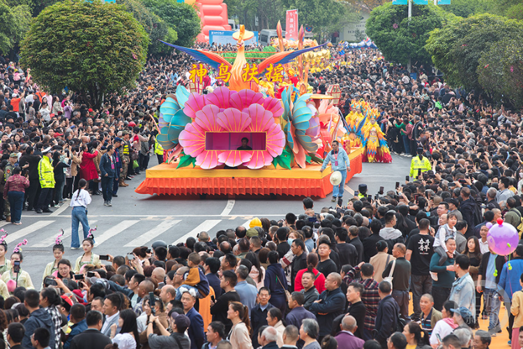 观非遗表演,品美食,寻文化地标……丰都庙会盛大开启_腾讯新闻