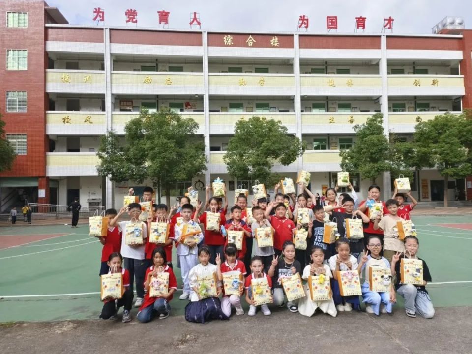 南安萌娃们这样过