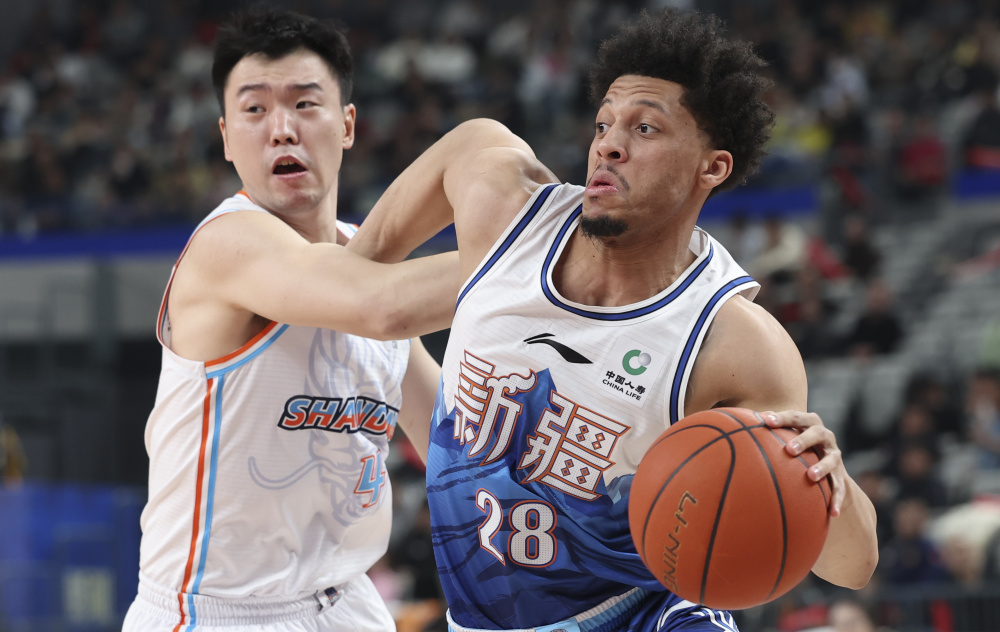 篮球cba常规赛新疆伊力特胜山东高速