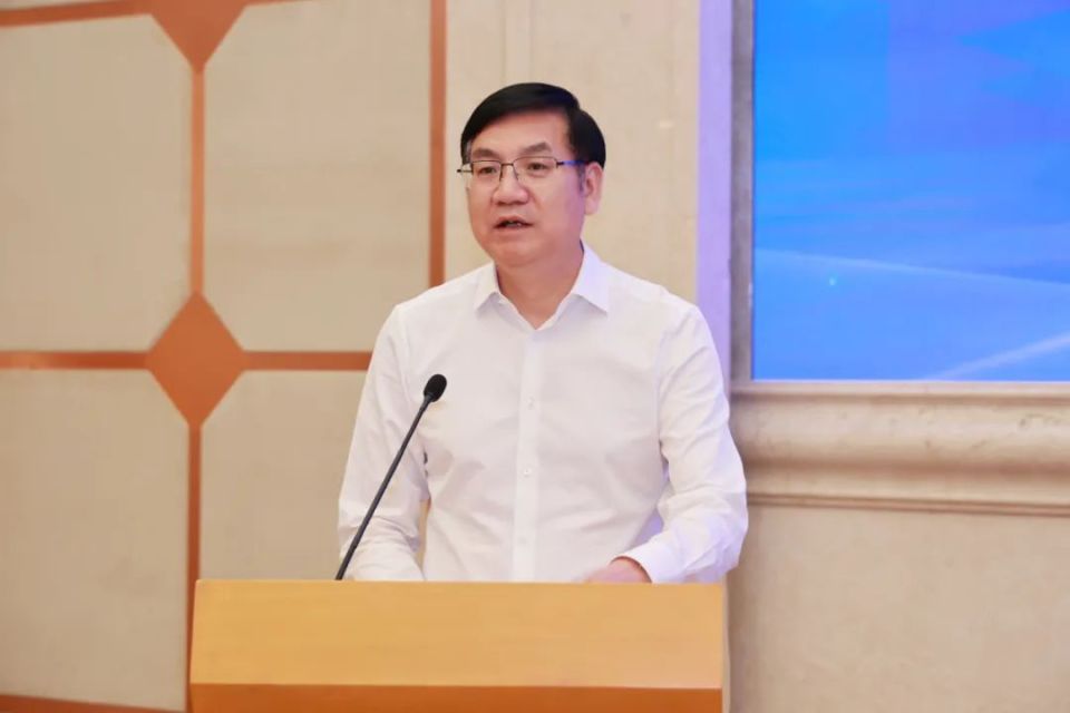 最高检副检察长张雪樵,上海市副市长,市公安局党委书记,局长张亚宏,市