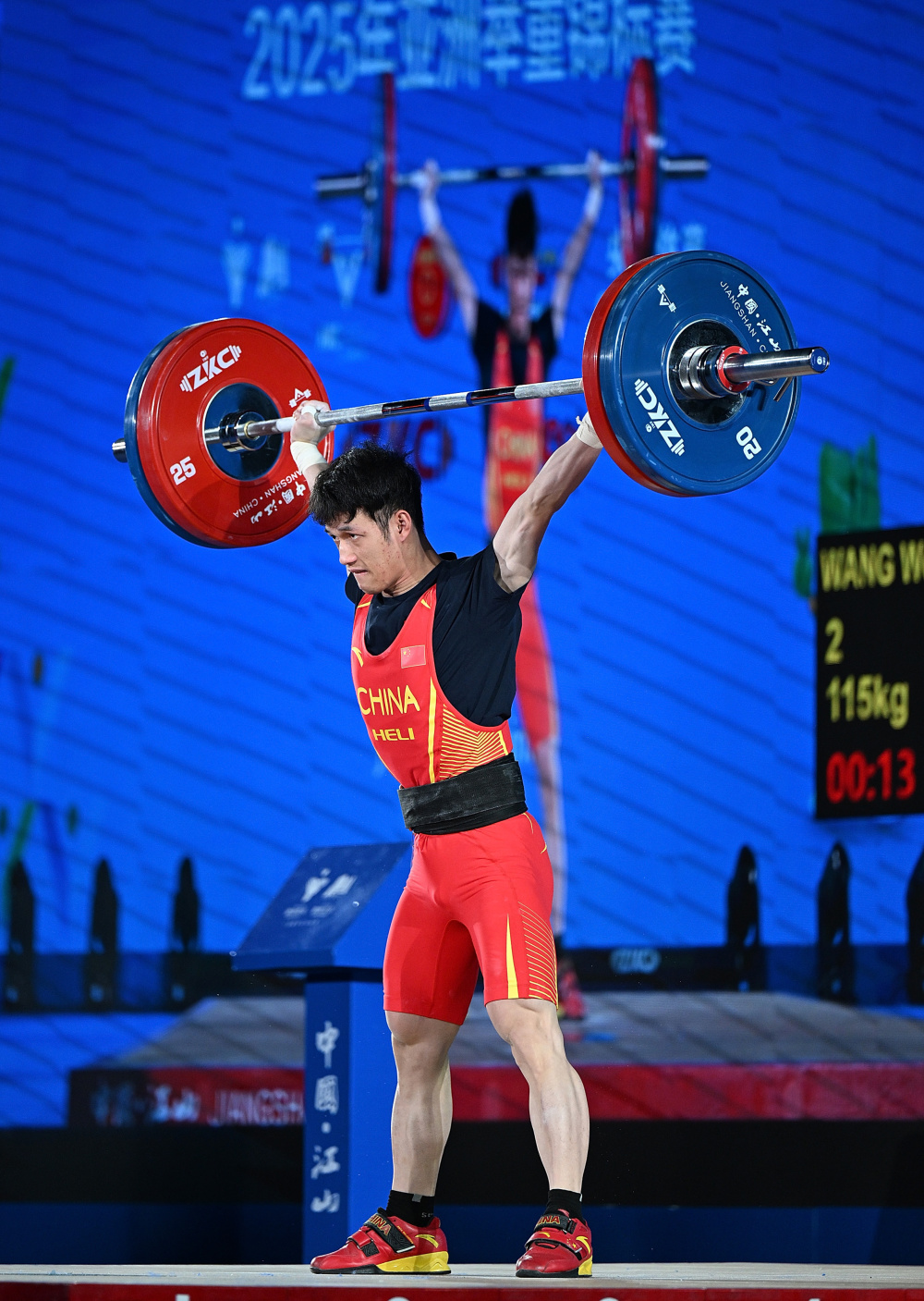 举重——亚锦赛:男子55公斤级赛况