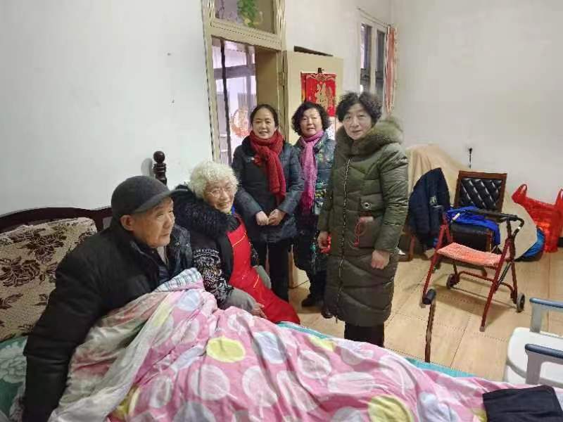江都仪征市民观察员开展"新春走基层"活动_腾讯新闻