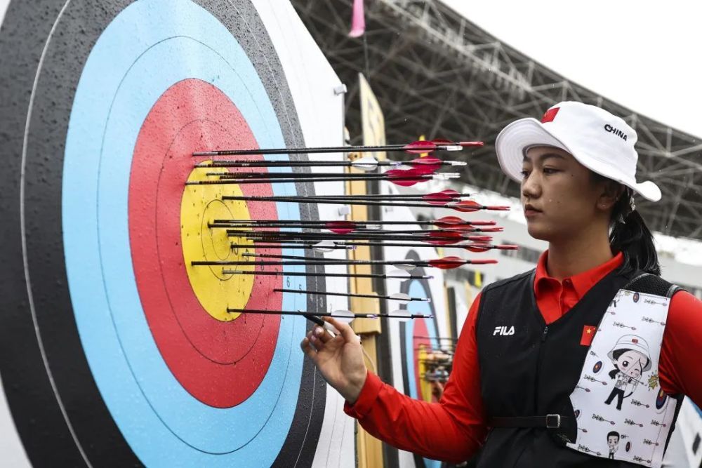 射箭世界杯赛上海站产生首枚奖牌中国队首秀表现不俗