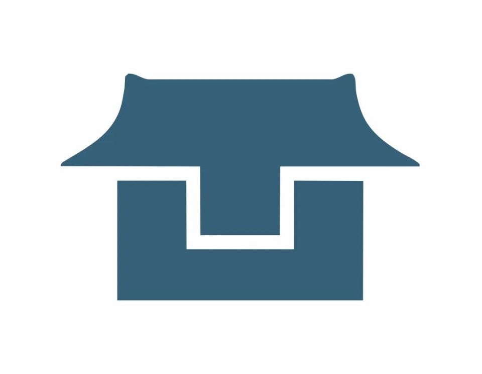 在太原五一广场附近的闹市区,隐藏着一座红墙绿瓦的古建筑院落,它就是