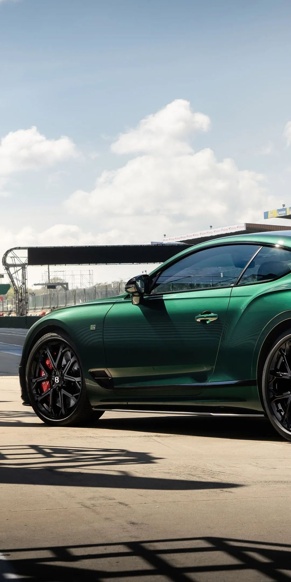 宾利欧陆gt勒芒限量版,百公里3.6秒_腾讯新闻