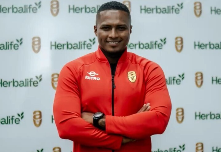 官方:瓦伦西亚确认应邀参加9月份的曼联传奇赛