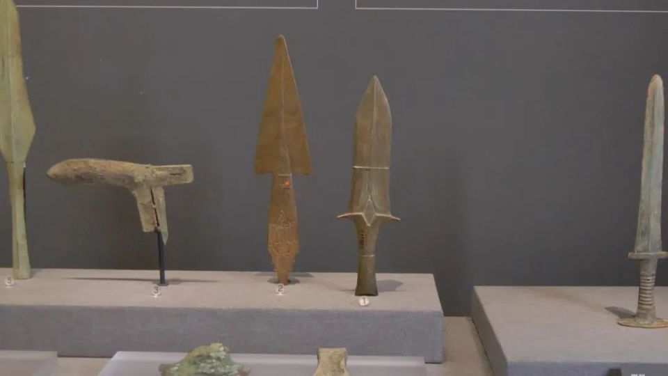 这么新的短剑是商周的?不会是上周的吧?看完就知道了!