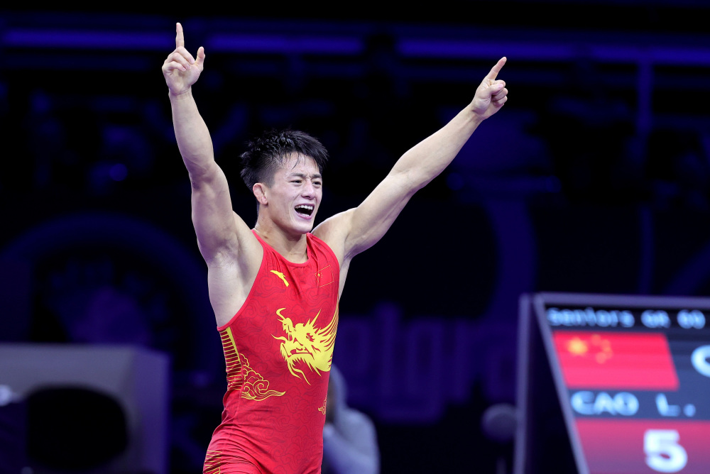 摔跤——世锦赛:曹利国获男子古典式摔跤60公斤级季军