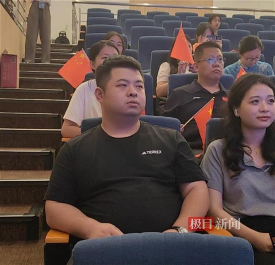 盛李豪启蒙教练为首金激动不已:仅领先2分时十分紧张