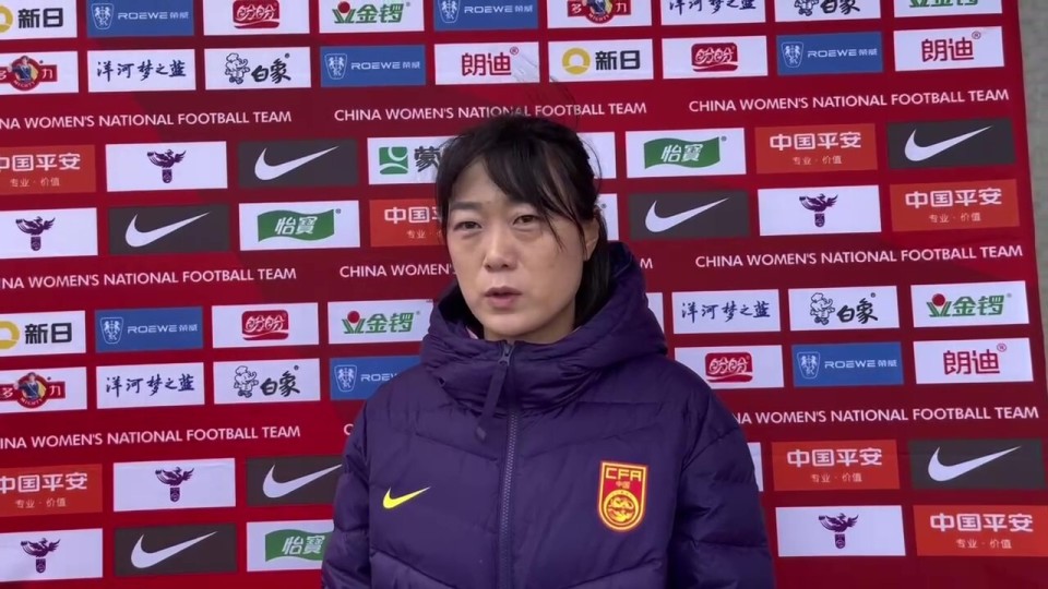 感谢自己坚持 打好首场比赛——专访中国女足队员娄佳惠、姚凌薇_腾讯新闻