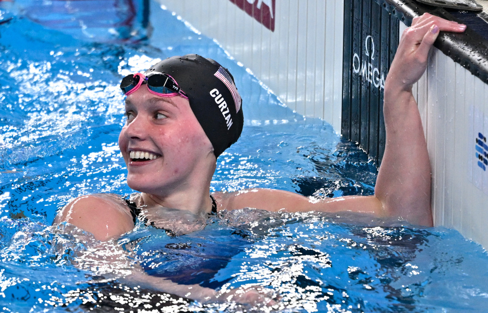 游泳——女子50米仰泳决赛赛况