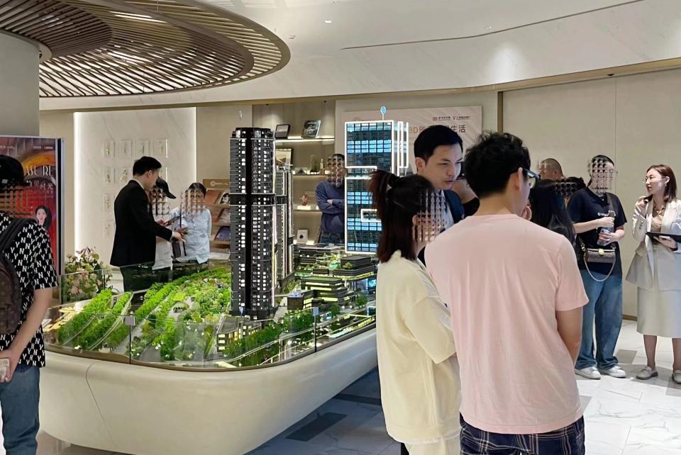 去化周期升至26个月，广州楼市去库存告急？会否全面松限？_腾讯新闻