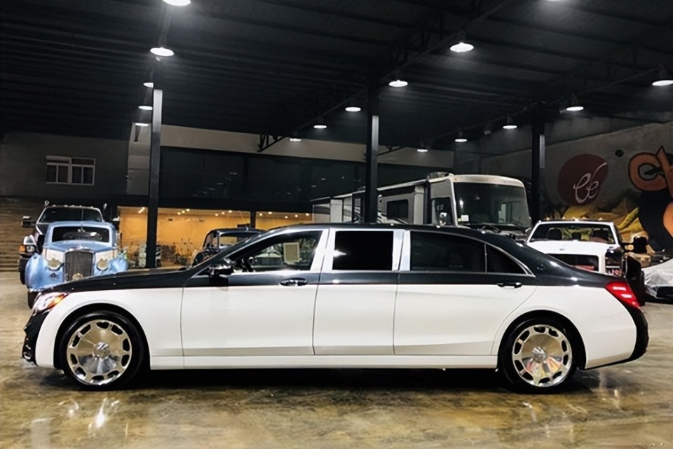 加价150万,迈巴赫s级加长版官宣,土豪专属,内饰够奢华!_腾讯新闻